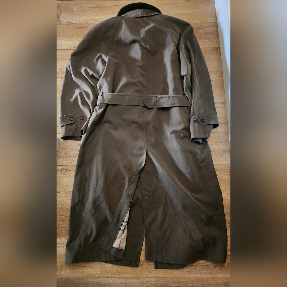 SUPER RARE Vintage Burberry Long Trench Coat + Detachable Wool Lining Men 44 T - Picture 8 of 16